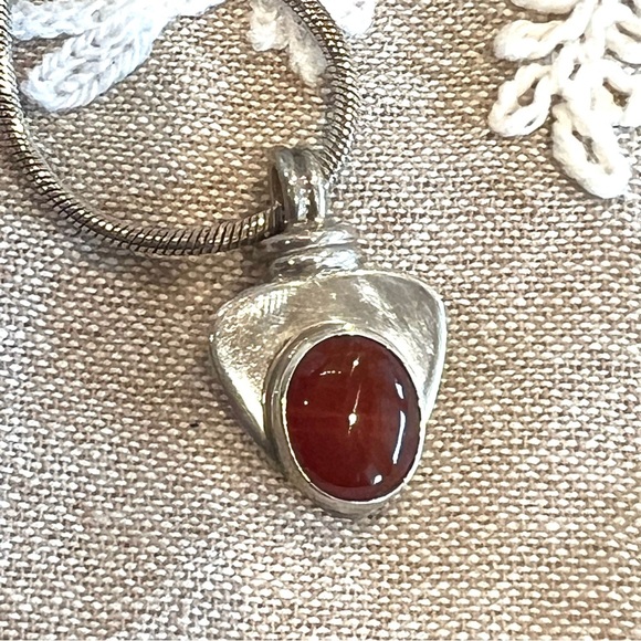 Jewelry - Sterling Silver (925) Carnelian Pendant Necklace